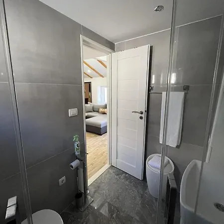 Guest house E & E Studio Deluxe *